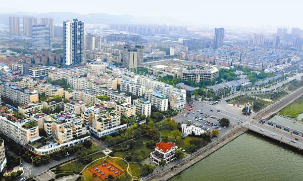 德阳经开区创新驱动 剑指千亿产业新城1.jpg