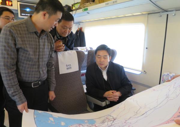 甘霖调研铁路建设8.jpg