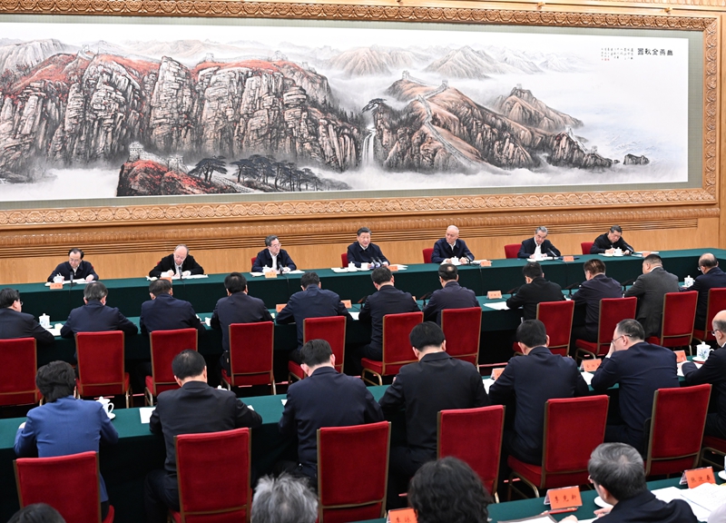 习近平在第四次“一带一路”建设工作座谈会上强调 坚定战略自信 勇于担当作为 全面推动共建“一带一路”高质量发展 蔡奇出席 丁薛祥主持