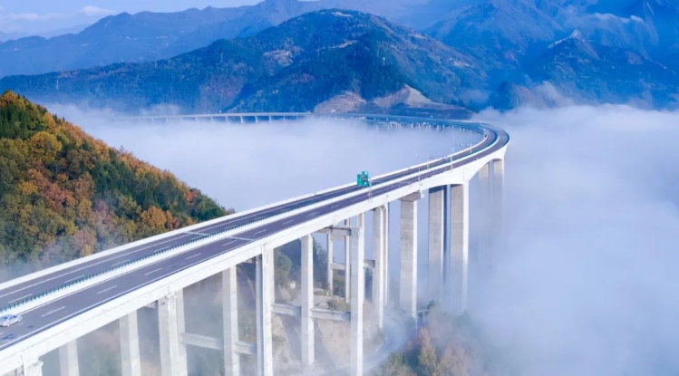 成都4小时飙拢九寨沟！九绵高速第三季度全线建成通车